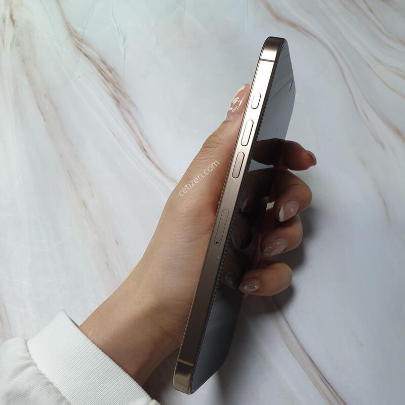 ������ 16���θƽ� 256G ����ƮƼŸ�� A�� ������ �Ǹ��մϴ�