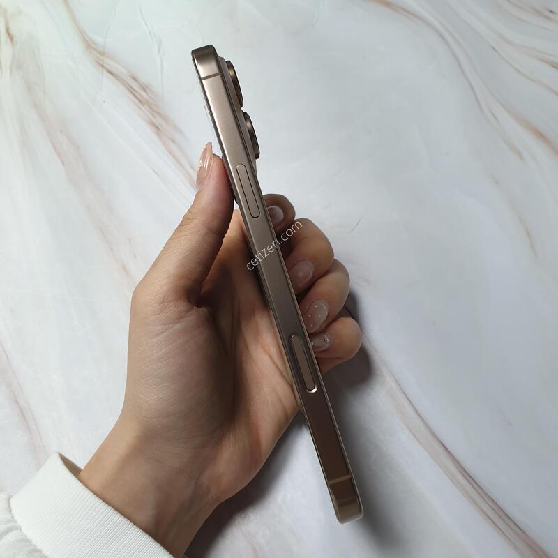 ������ 16���θƽ� 256G ����ƮƼŸ�� A�� ������ �Ǹ��մϴ�