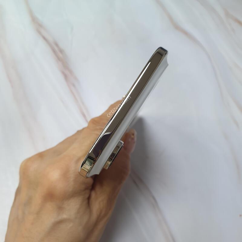 ������17���� ����Ʈ��� 256G S�� �Ǹ��մϴ�-���͸�100%