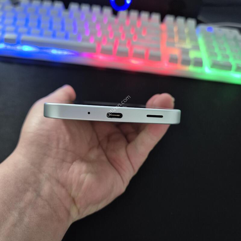 ������ ���̵�8 128G