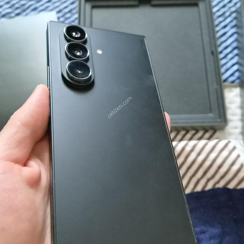Z����7 256GB S��
