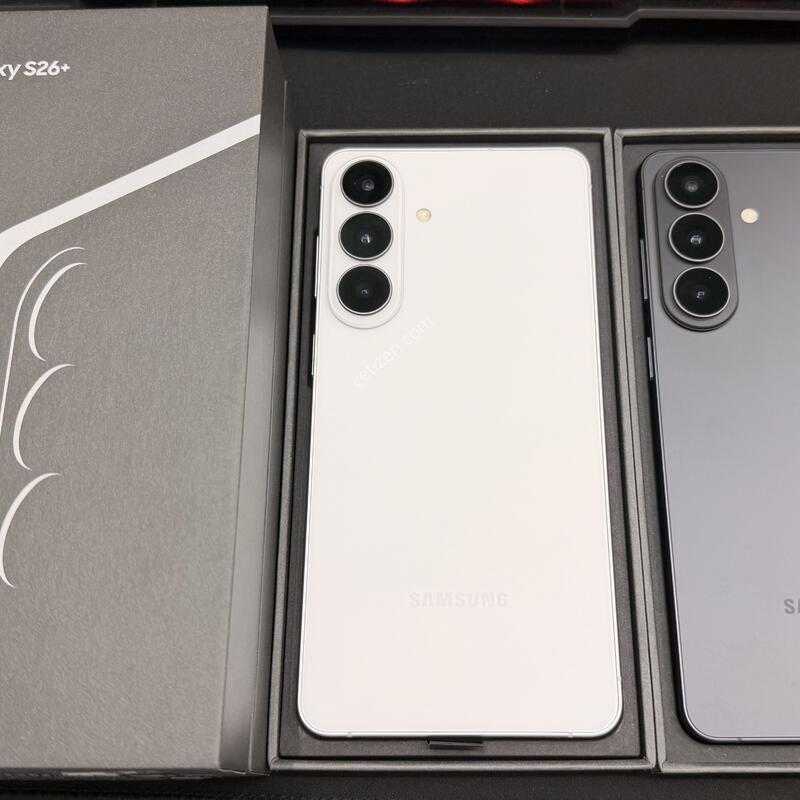 S26�÷��� 256GB ȭ��Ʈ , ���� [ SS��� ] �ǻ�� ������ ( ���� ��۶� ���� )