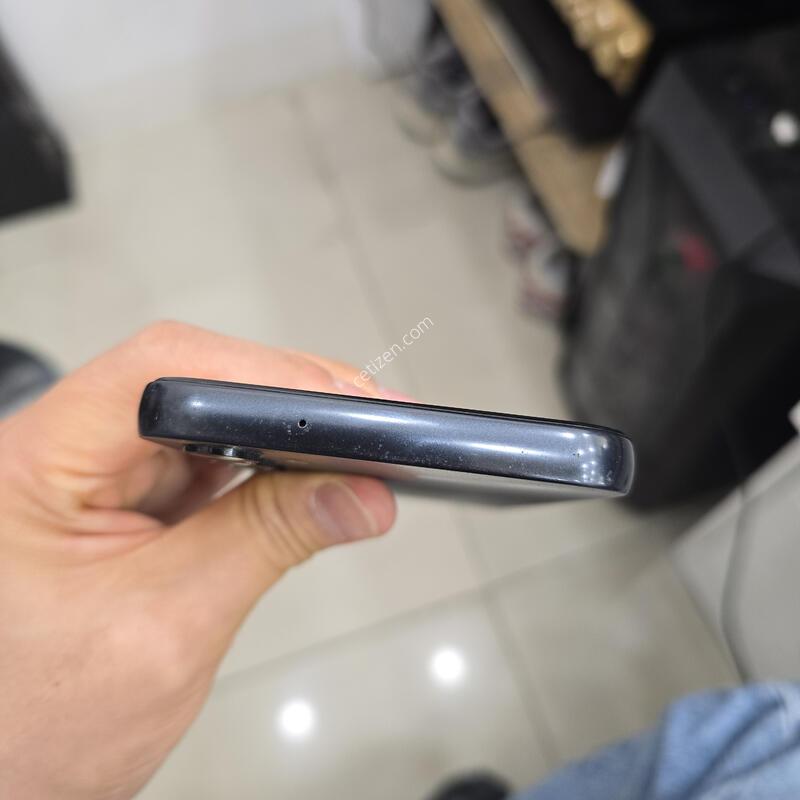 A��  ����3 128GB