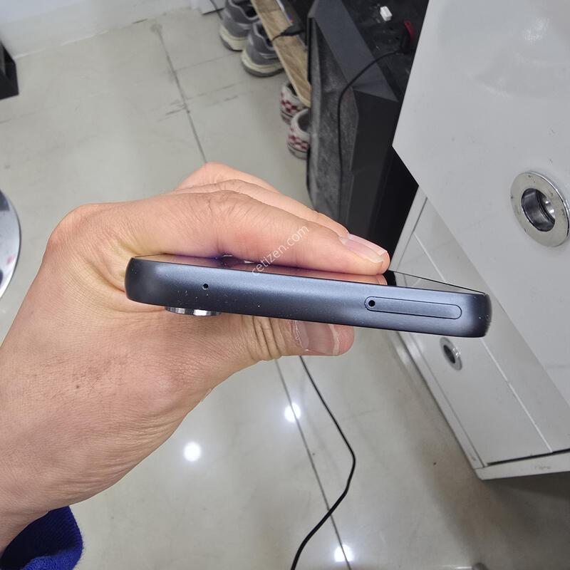 A�� ����4  128GB