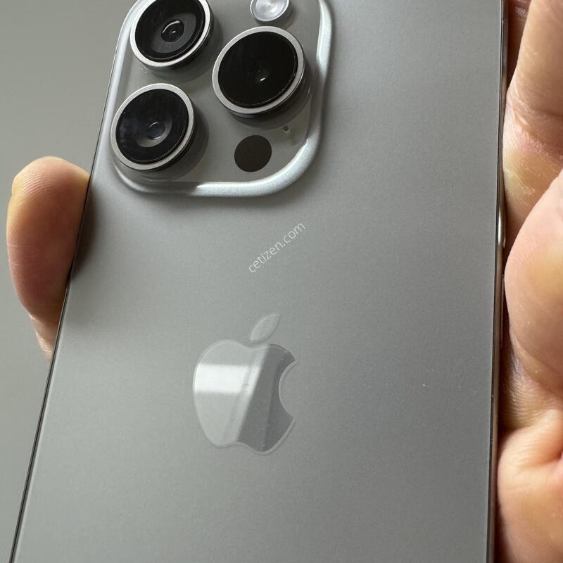 ������ 15 ���� 128GB ƼŸ�� Ǯ��