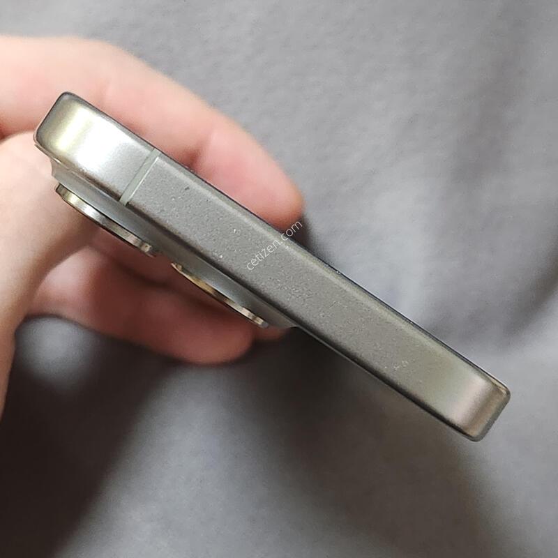 ������15���� 256G �׷��� ������ 15384