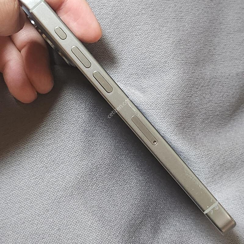 ������15���� 256G �׷��� ������ 15384