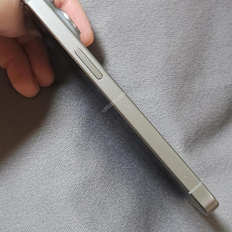 ������15���� 256G �׷��� ������ 15384
