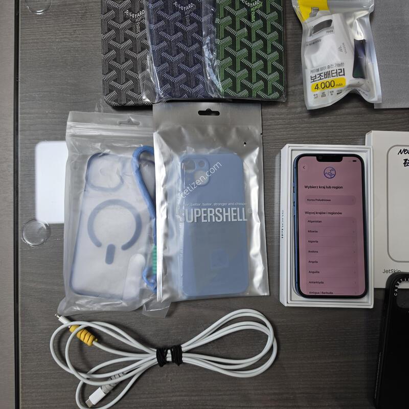 ������ 13 ���� 256GB �ڱ��� Ǯ�ڽ� + ���̽�, �ʸ�