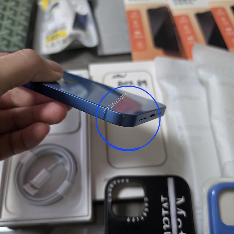 ������ 13 ���� 256GB �ڱ��� Ǯ�ڽ� + ���̽�, �ʸ�