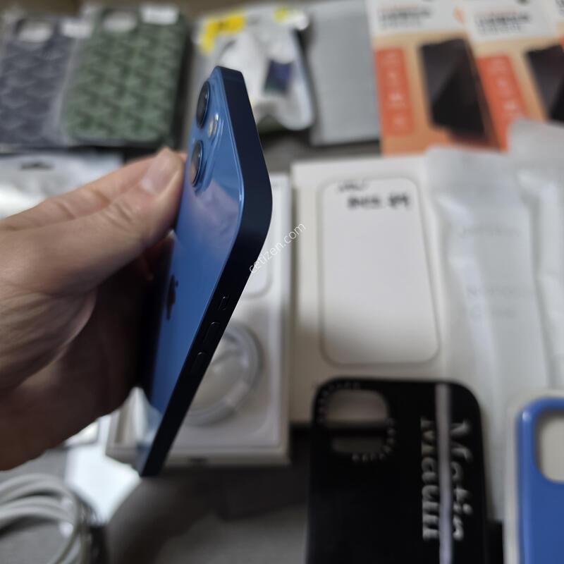 ������ 13 ���� 256GB �ڱ��� Ǯ�ڽ� + ���̽�, �ʸ�