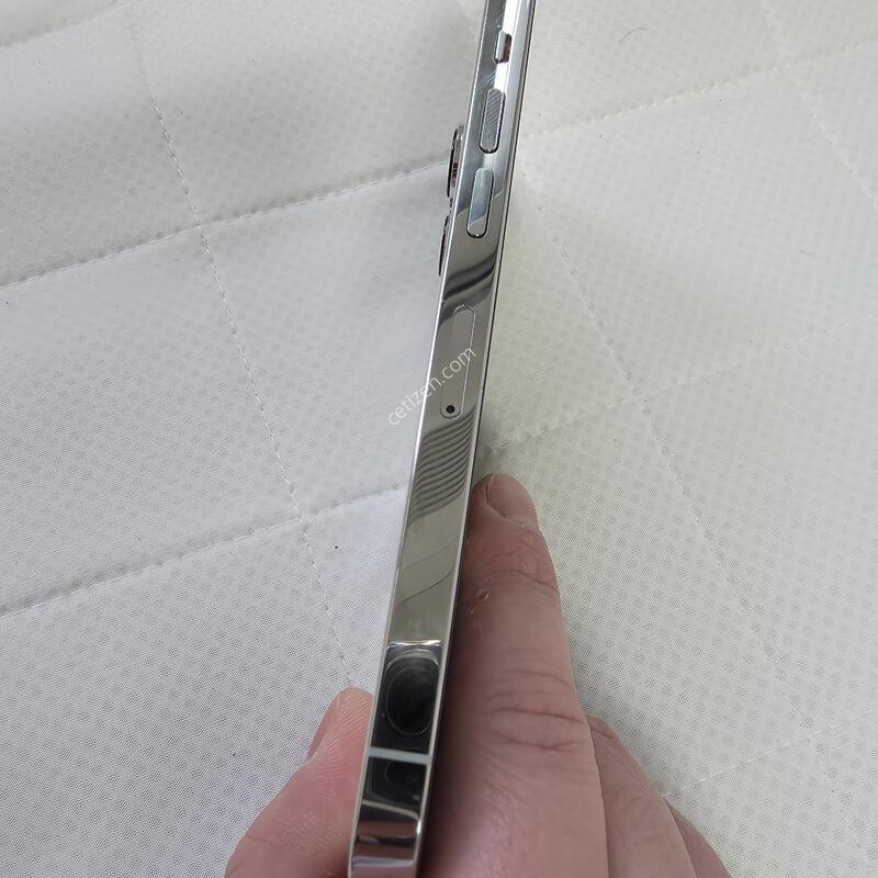 ������13���� 256GB �ǹ�
