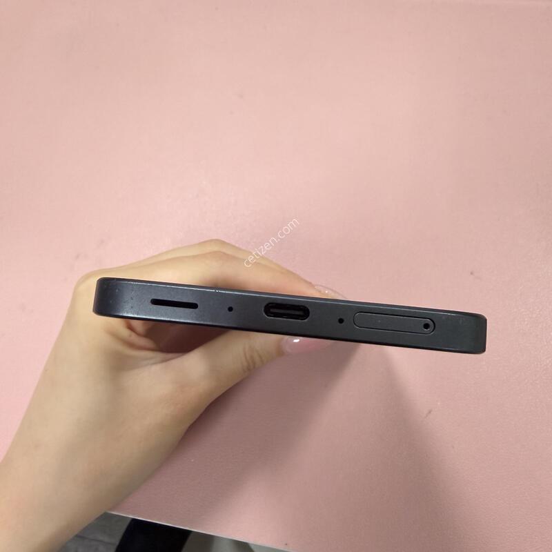 ������A36 ���� 128GB