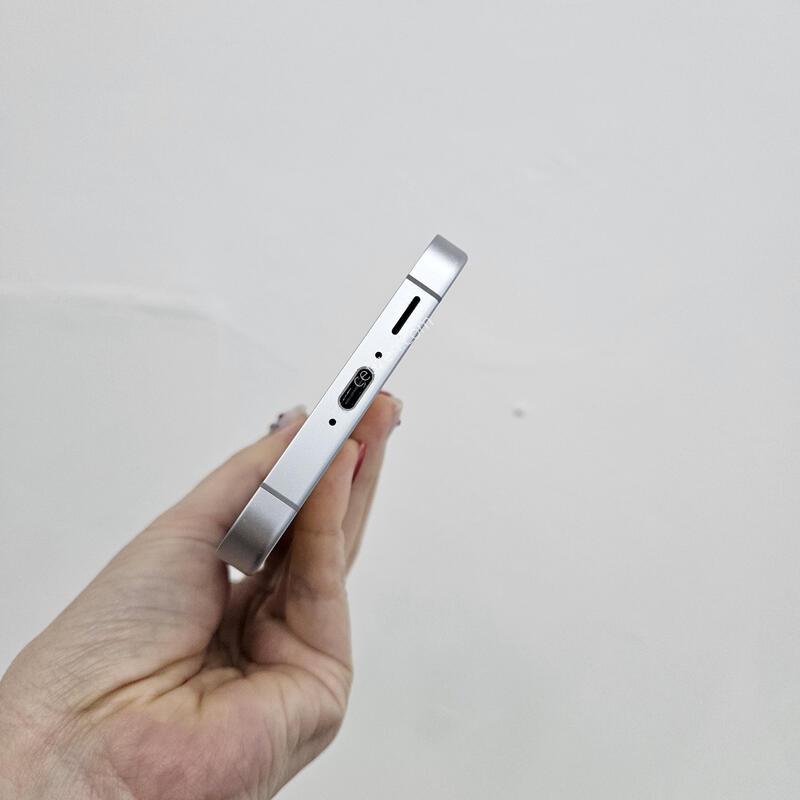 S24FE ���ο� 256G / 35441