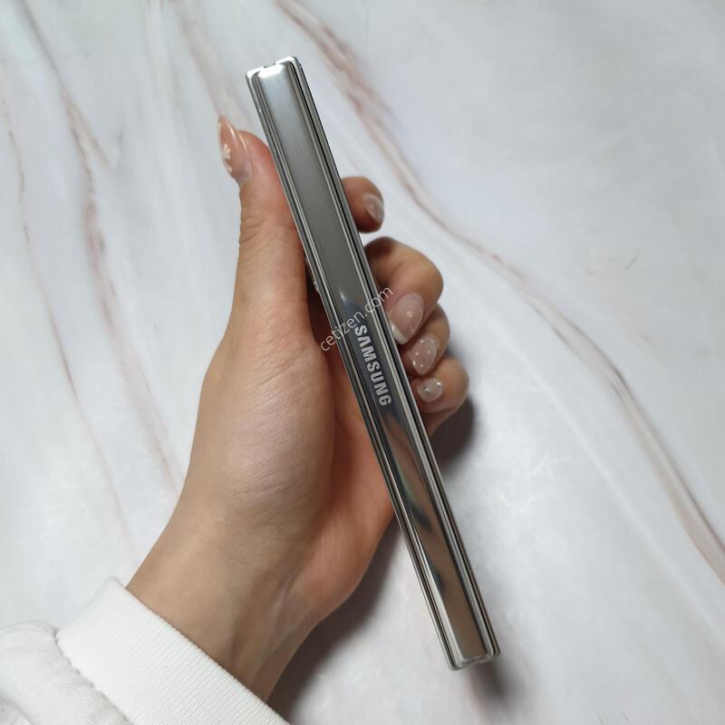 LG ������ Z����5 5G ũ�� 256G ������ �Ǹ��մϴ�
