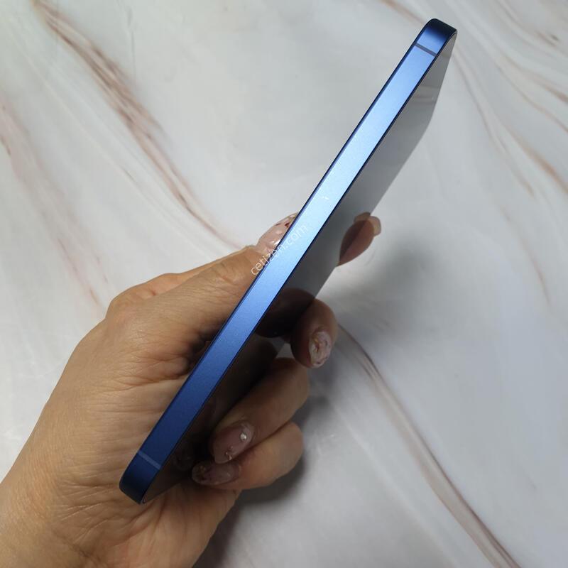 SK ������ S25 5G ���� 256G S�� �Ǹ��մϴ�