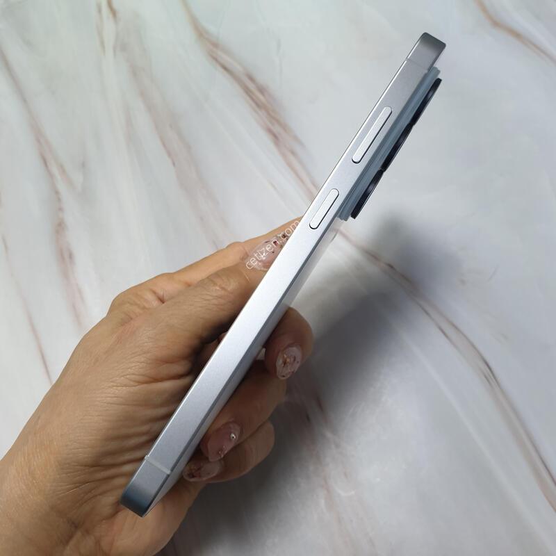 KT ������ S26��Ʈ�� ȭ��Ʈ 256G ���� �̻��� S�� �Ǹ��մϴ�