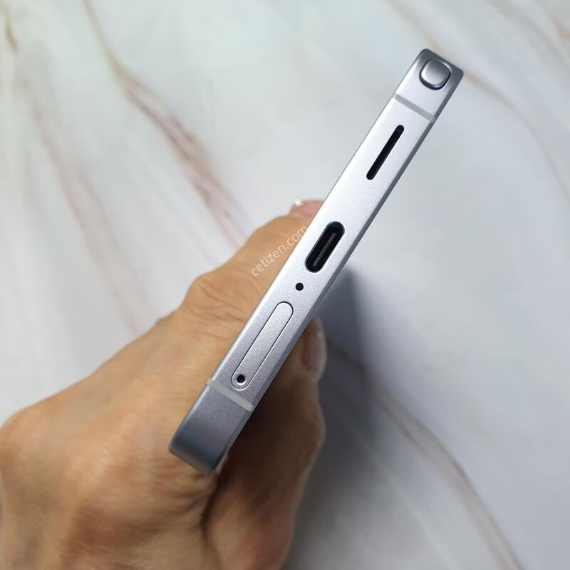 KT ������ S26��Ʈ�� ȭ��Ʈ 256G ���� �̻��� S�� �Ǹ��մϴ�