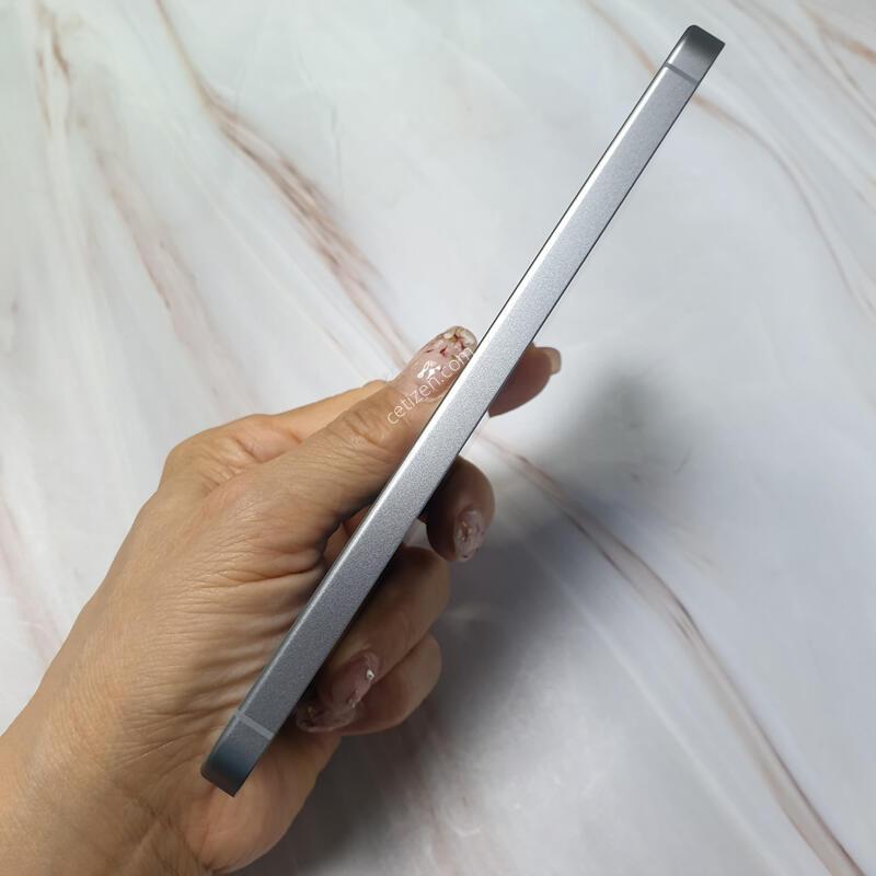 LG ������ S25FE ���� 256G S�� �Ǹ��մϴ�