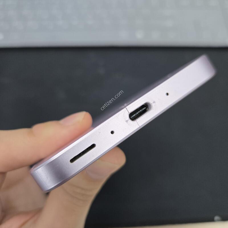 ������ A35 �����϶� 128GB ƯAA �����Ǹ�