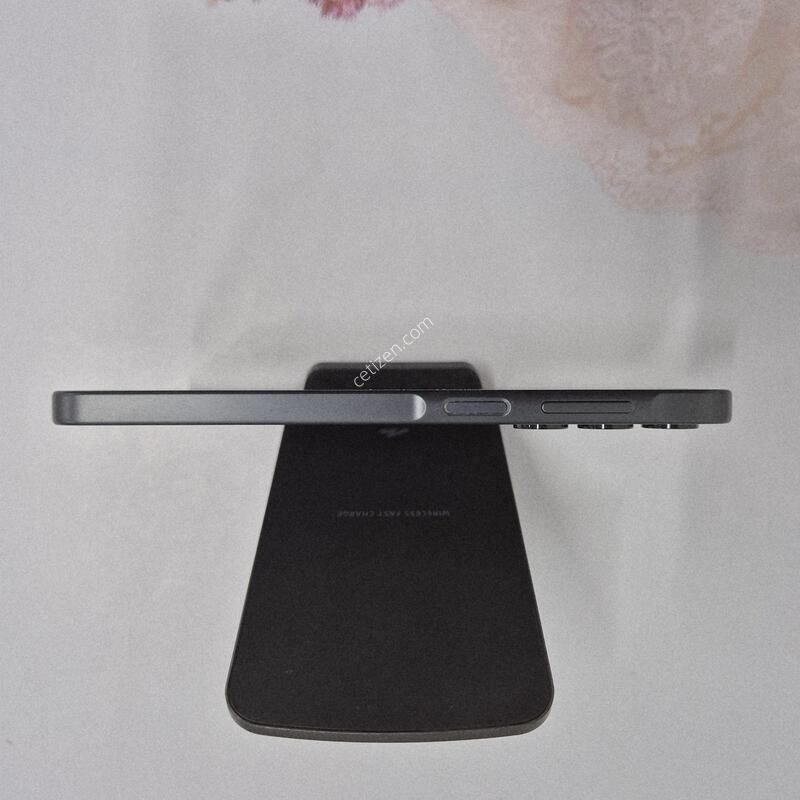 ������A16 ���� 128GB
