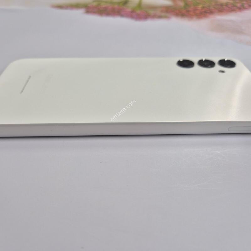 ����������3 ȭ��Ʈ 128GB