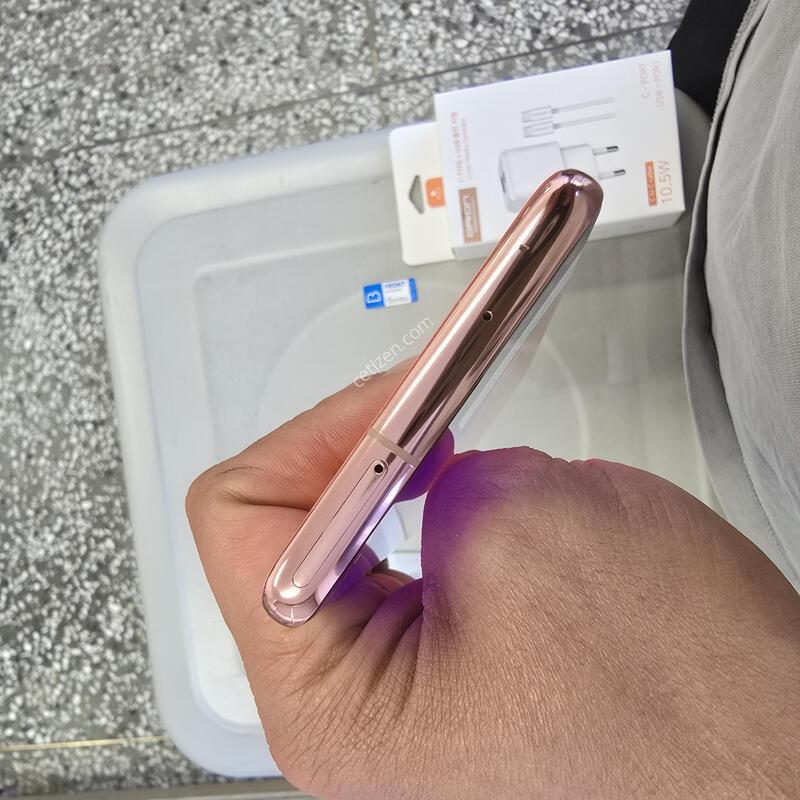 U+ S10(G973) 128G �ڶ����� ����� �˴ϴ�