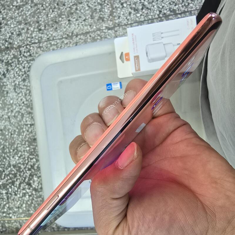 U+ S10(G973) 128G �ڶ����� ����� �˴ϴ�