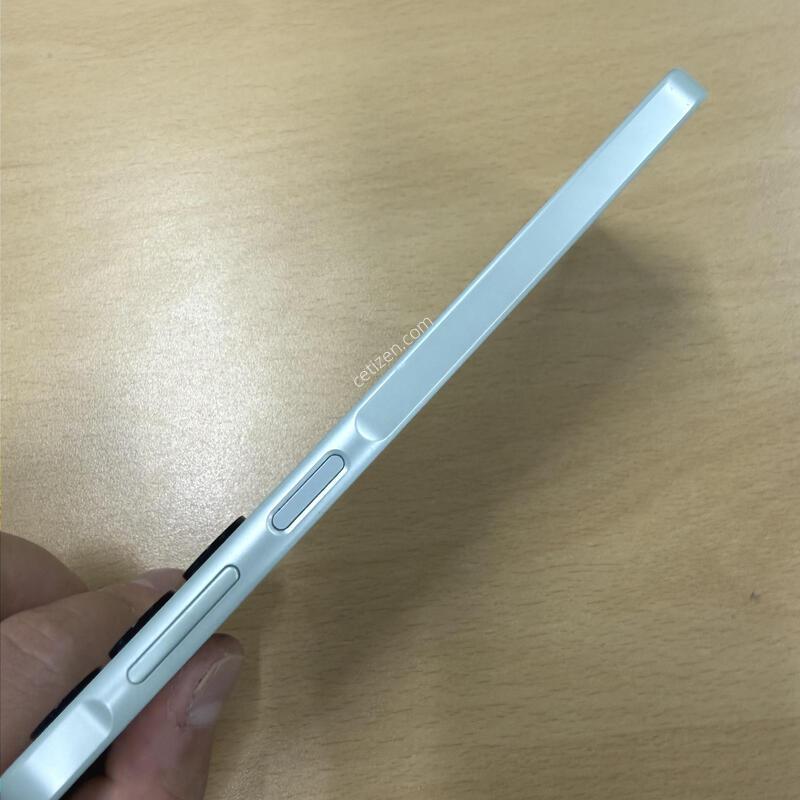 ������A16 �׸� S�� 128GB