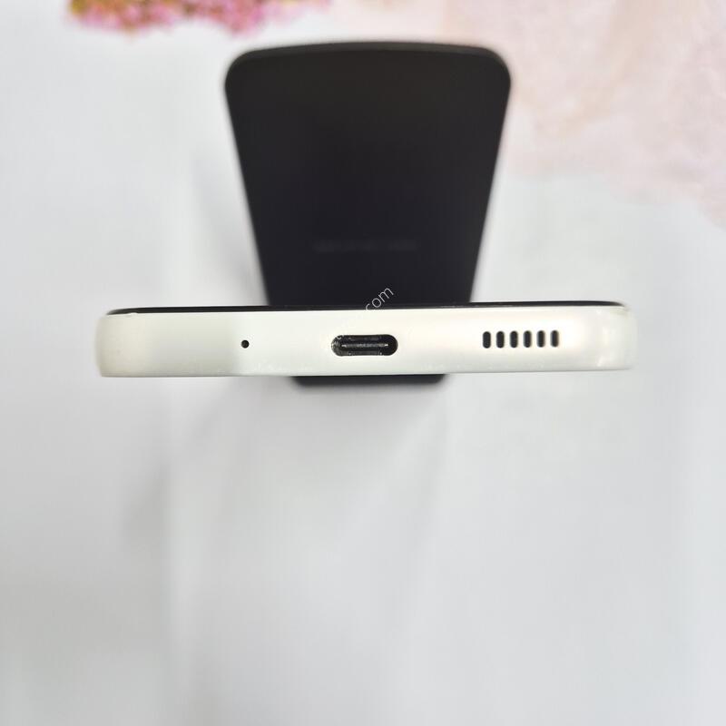 ����������3 ȭ��Ʈ 128GB