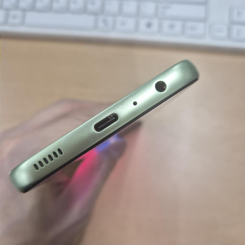 ������A24 �׸� S�� 128GB