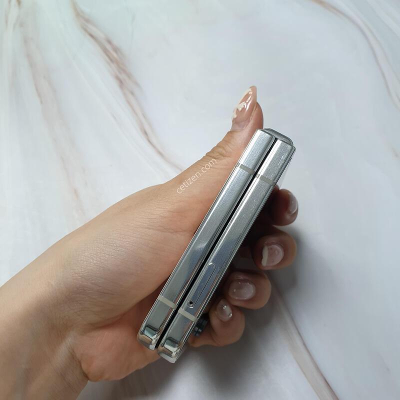 KT ������ Z�ø�5 5G ũ�� 256G A�� �Ǹ��մϴ�