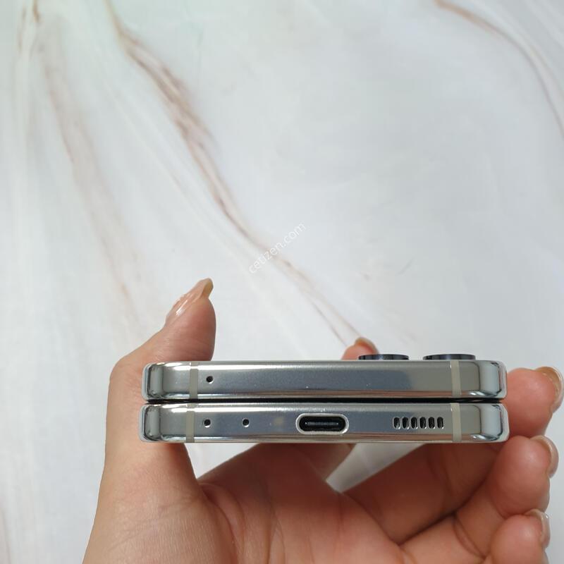 KT ������ Z�ø�5 5G ũ�� 256G A�� �Ǹ��մϴ�