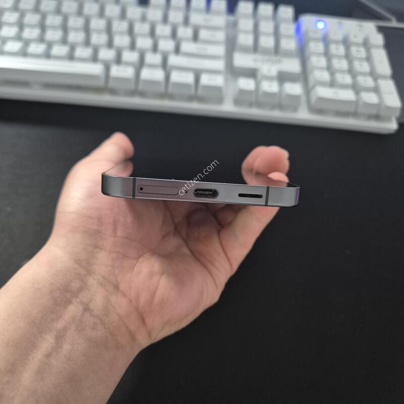 ������ S24 �÷��� 256G ���н�����