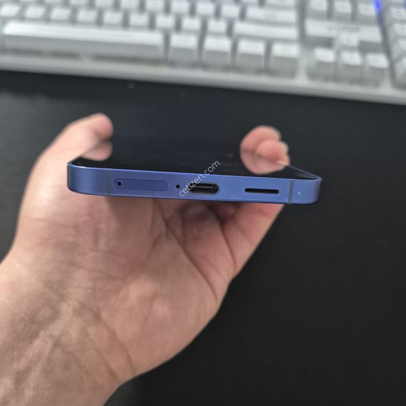 ������ S25 �÷��� ���̺� 256G