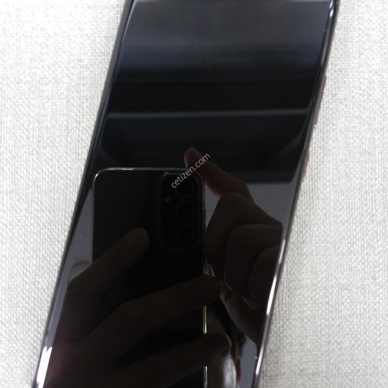 S22 ��Ʈ�� 256G �Ǹ��մϴ�
