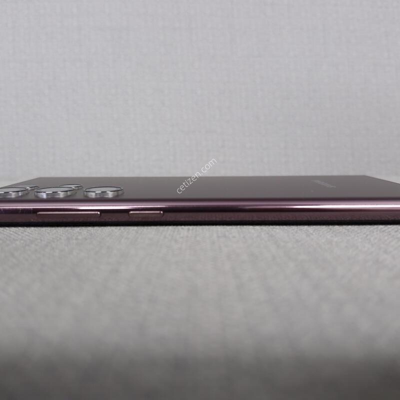S22 ��Ʈ�� 256G �Ǹ��մϴ�