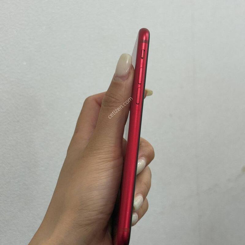 ������SE 2���� ���� 64GB/100% Y1789