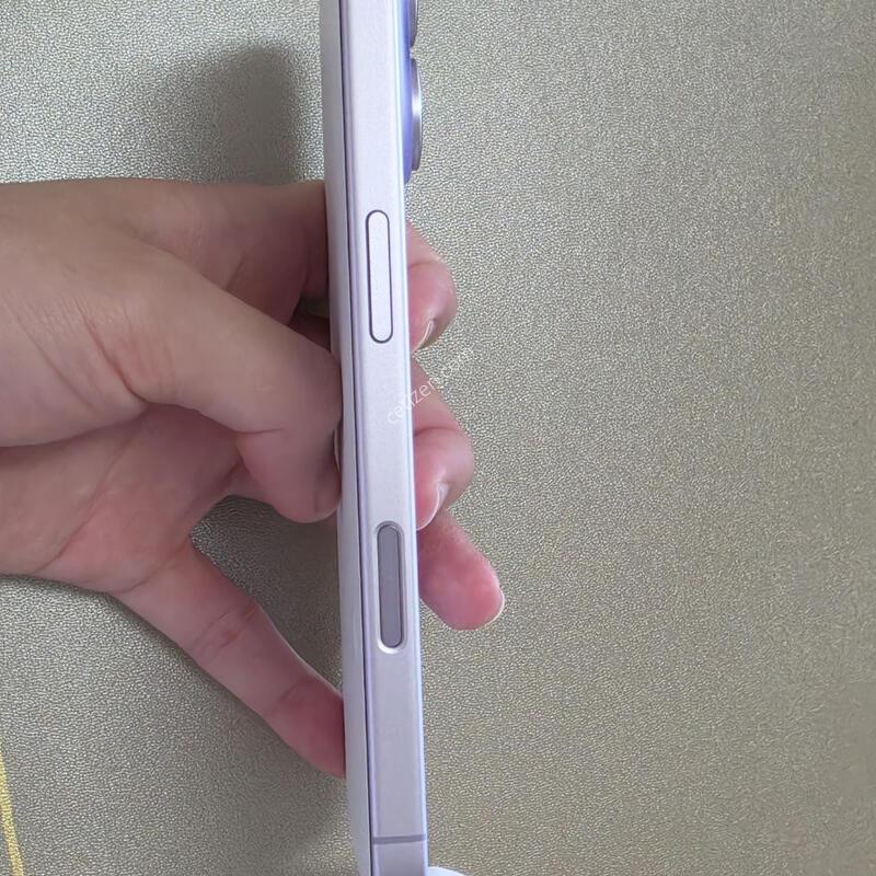 ������17 256GB