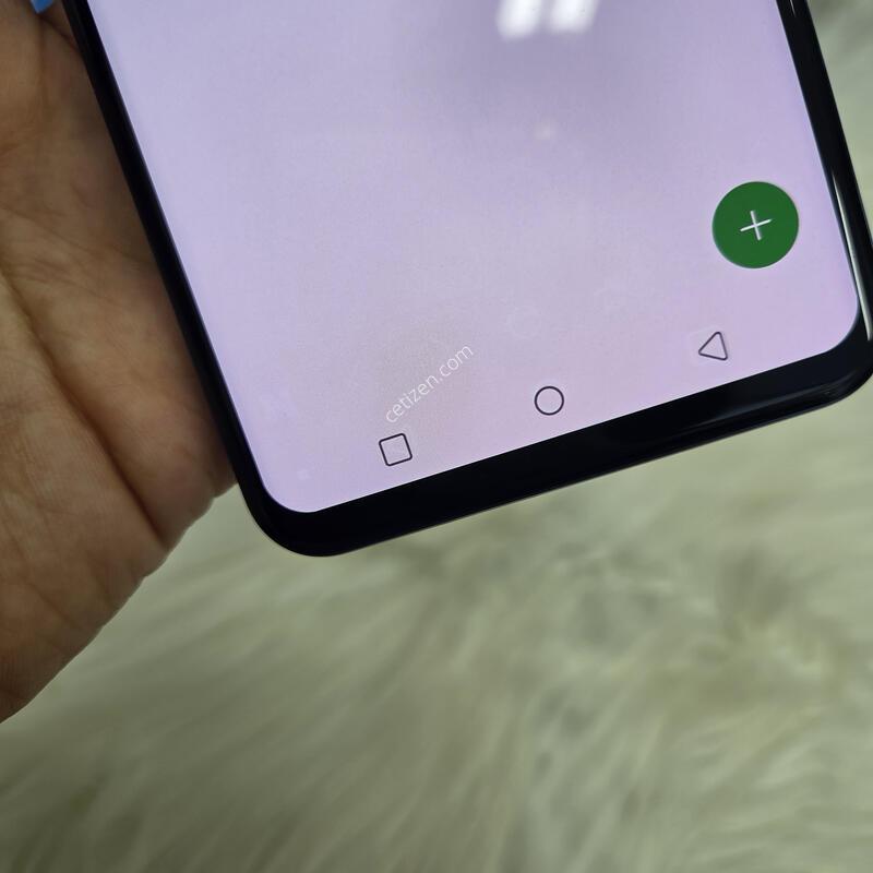 LG G8 571