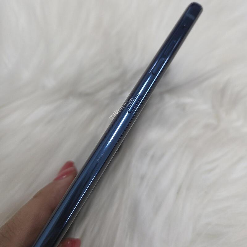 LG G8 571