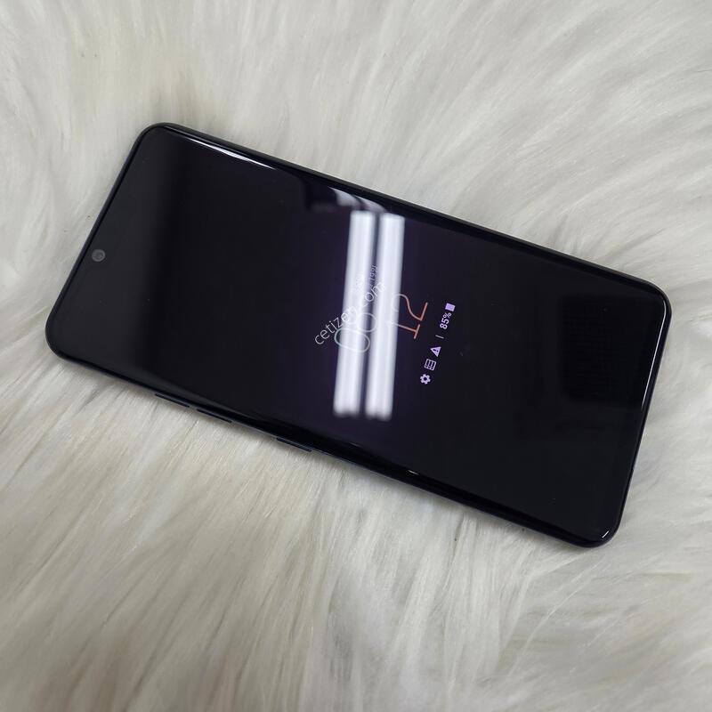LG G8 571