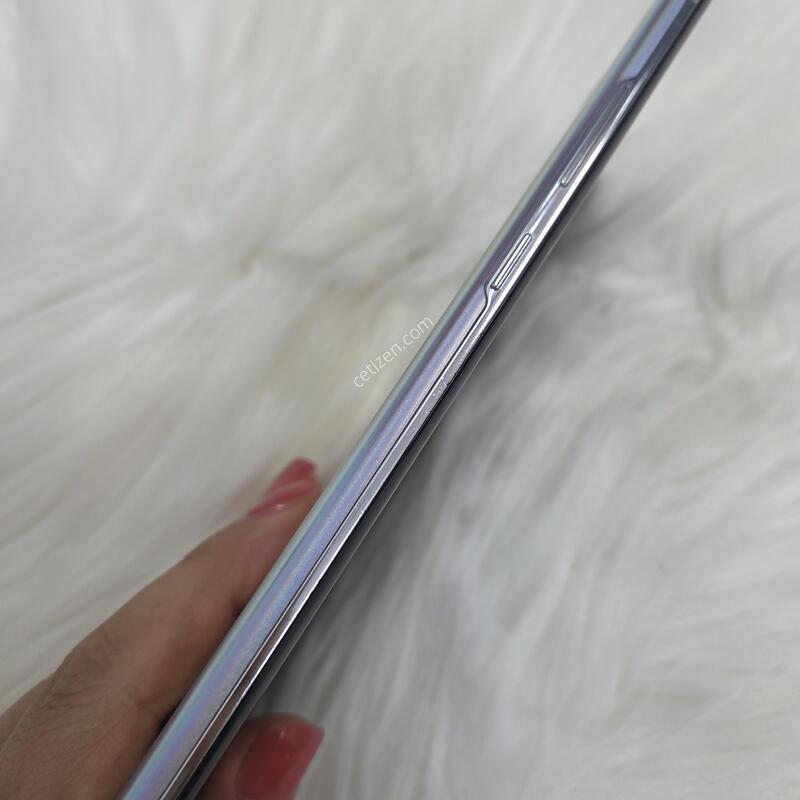S10 5G 677