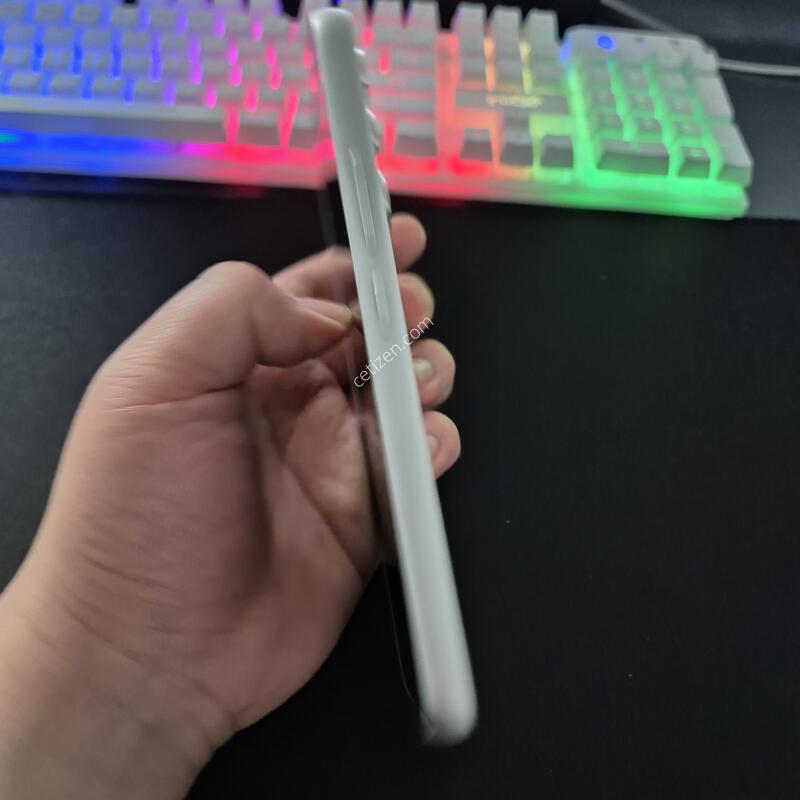 ������ ����4 ȭ��Ʈ 128G