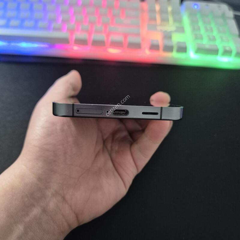 ������ S24 �÷��� ���н����� 256G