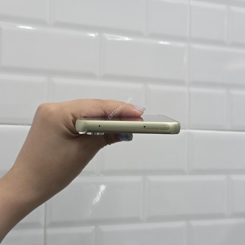 ����������4 ���� 128GB