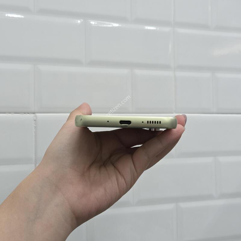 ����������4 ���� 128GB