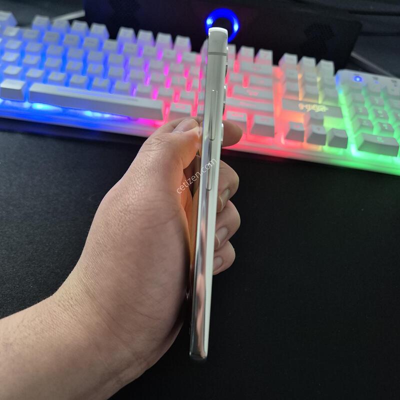 ������ S23 ȭ��Ʈ 256G