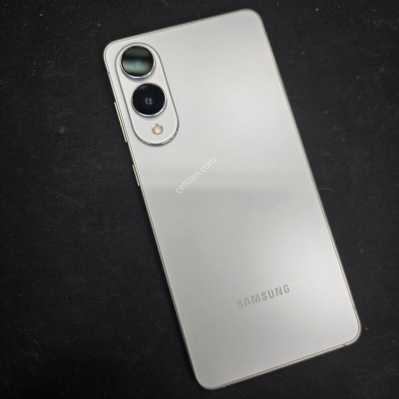 ���� �⽺���� ���� ��SS�� ������ S25���� ���̽����� 256GB