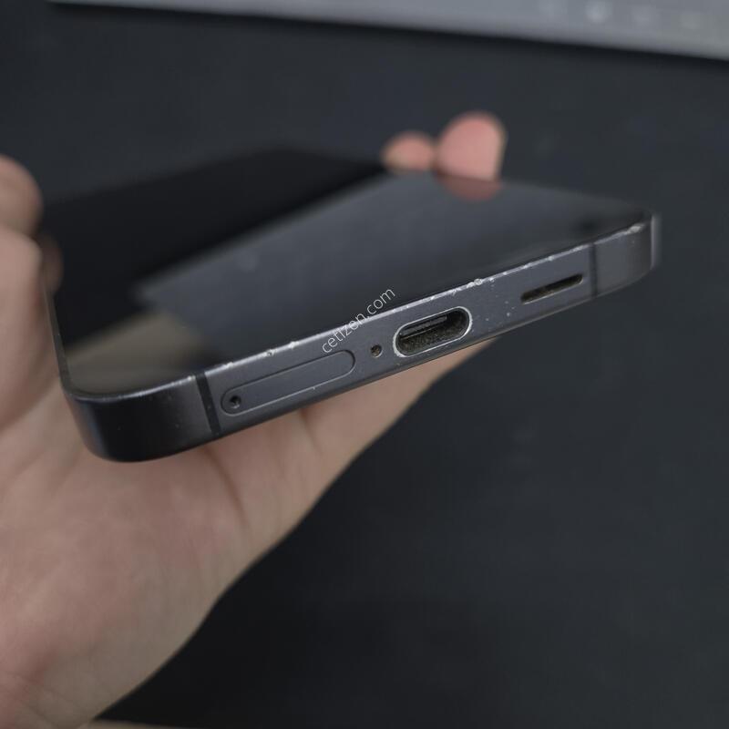 ������ S24+ ���� 256GB ƯAA �������